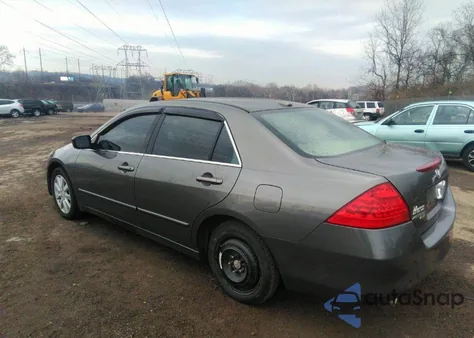 2006 Honda Accord 3.0 Ex from USA, damaged, VIN 1HGCM66596A027869
